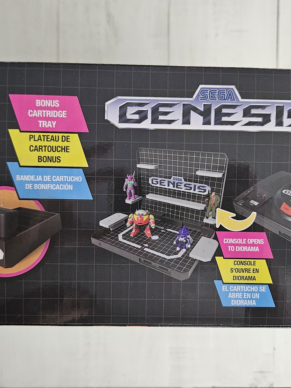 NEW-SEGA Genesis CONSOLE DIORAMA Supervillain Bundle w/Exclusive Sonic 1 Diorama